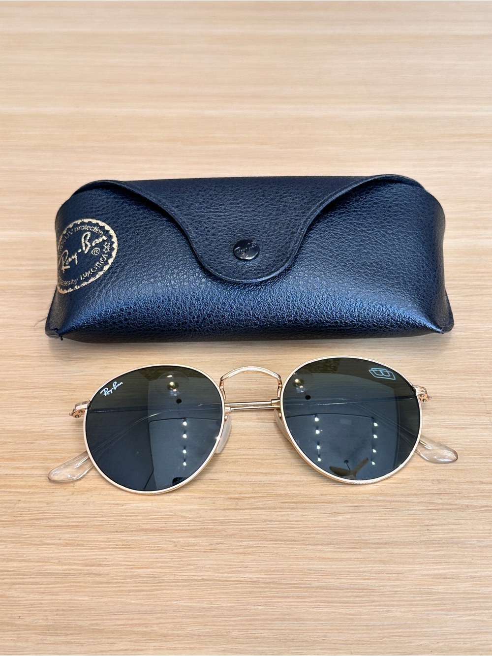Ray-Ban Round Metal Gold Frame Sunglasses